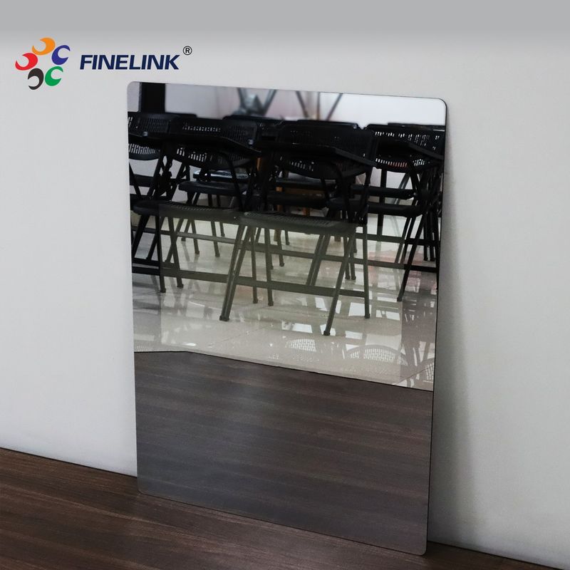 Außen-Lcd-Display Wandwerbung Fitness-Spiegel Glas-Touch-Panel für das Fitnessstudio